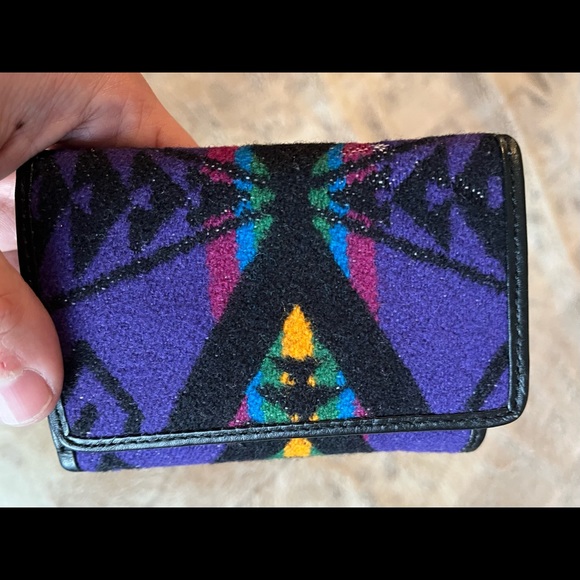 Pendleton Purple Geometric Tribal Print Tri-Fold Wool Blanket Unisex Wallet - Picture 3 of 8